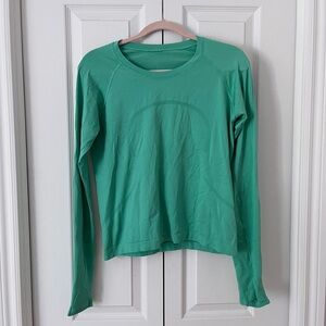 Lululemon swiftly Women's Green Long Sleeve Top size 10